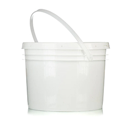 WHITE ROUND PAIL WITH SECURED LID 4.5 LITERS