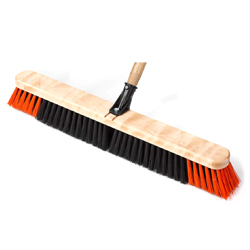BALAI BROSSE BRIN MOYEN NOIR ORANGE 24