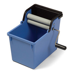 BUCKET AND ROLL WRINGER FOR MICROFIBER 10L